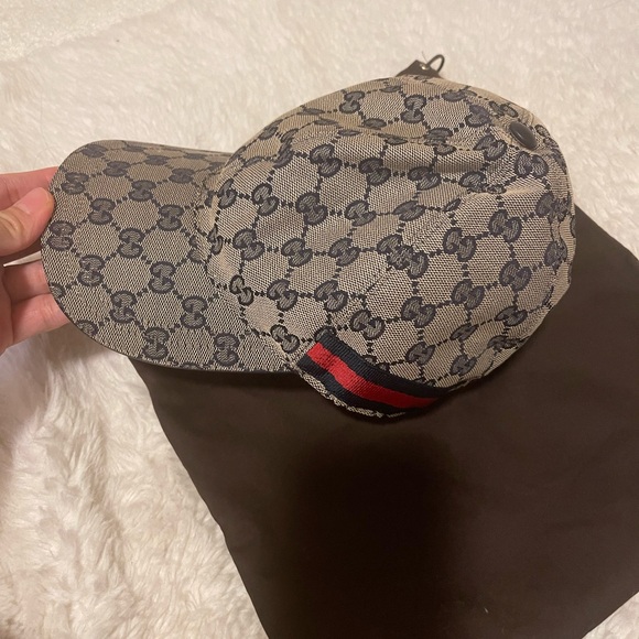 Authentic Gucci baseball cap. - Picture 2 of 8